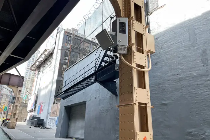 A toll reader near an on-ramp to the Queensboro Bridge.